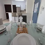 公寓 Kings Palace - Elegant 2br, Sea Facing With Pool Views
