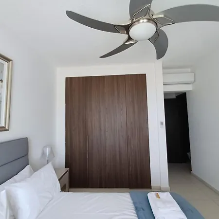 Kings Palace - Elegant 2 Bed Sea Facing *