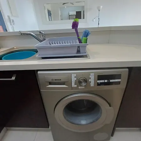 Kings Palace - Elegant 2br, Sea Facing With Pool Views דירה *