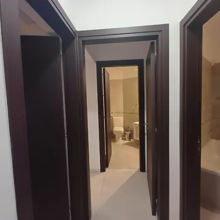 Kings Palace - Elegant 2br, Sea Facing With Pool Views *