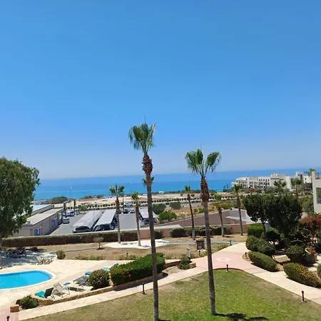 Kings Palace - Elegant 2br, Sea Facing With Pool Views *
