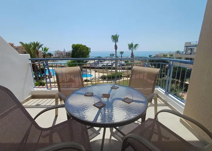 Kings Palace - Elegant 2br, Sea Facing With Pool Views アパート パ フォス