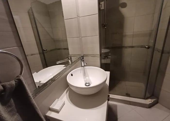 アパート Kings Palace - Elegant 2br, Sea Facing With Pool Views パ フォス