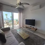 Kings Palace - Elegant 2br, Sea Facing With Pool Views Appartamento *