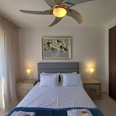 Kings Palace - Elegant 2 Bed Sea Facing *